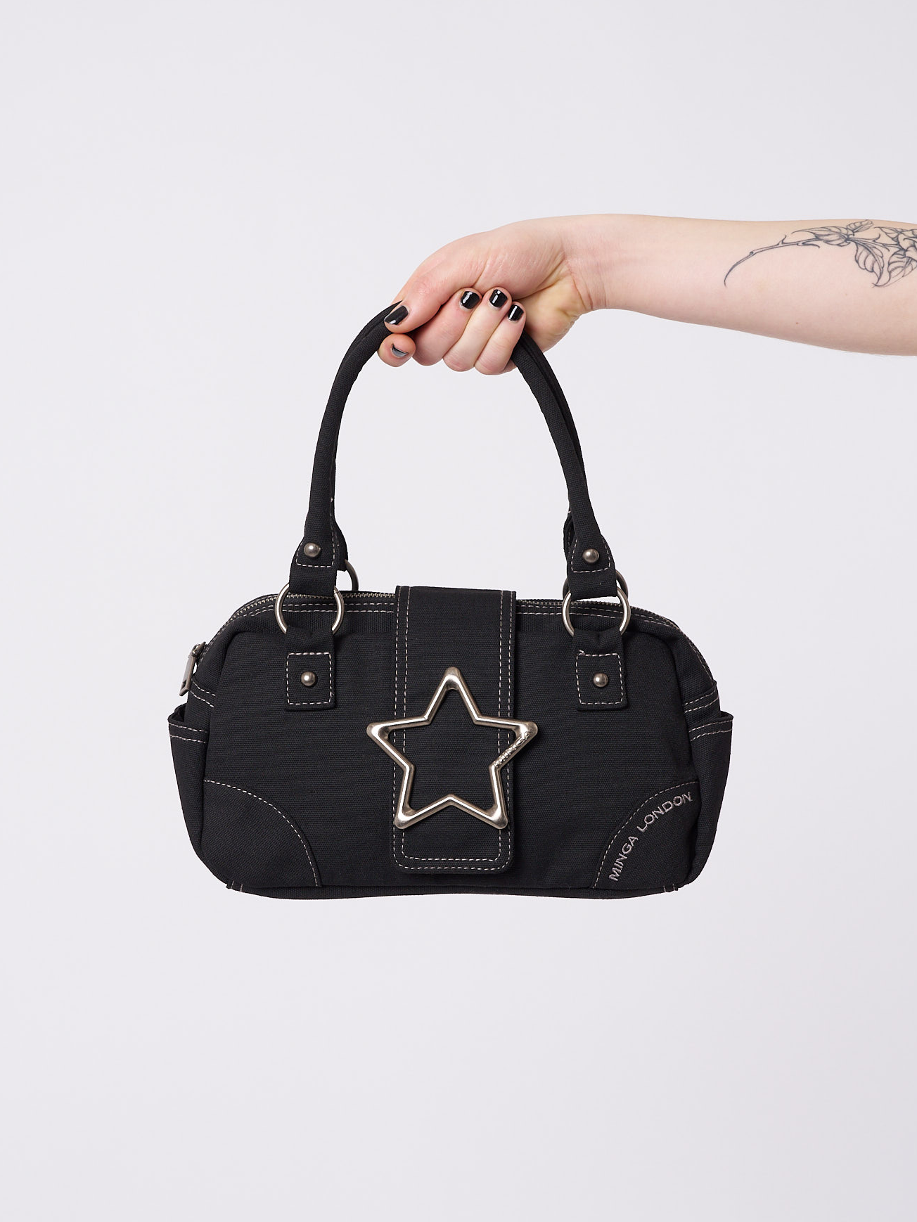 Star Girl Black Y2k Handbag - Minga London