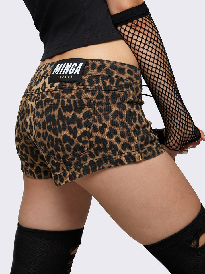 Leopard print hot pants 2025