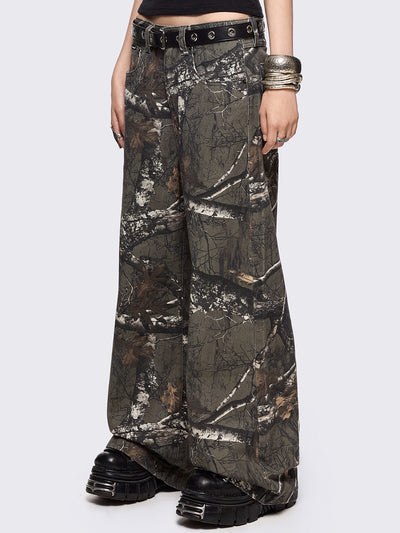 Forest tree camo printed baggy jeans.