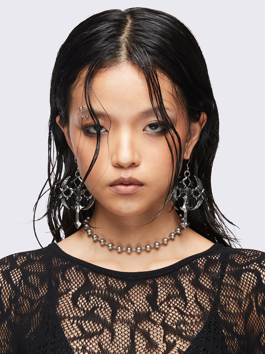 国内未入荷 Minga London - GOTHIC CROSS EARRINGS Goth Cross Pendant Earrings in Antique Silver | Minga London