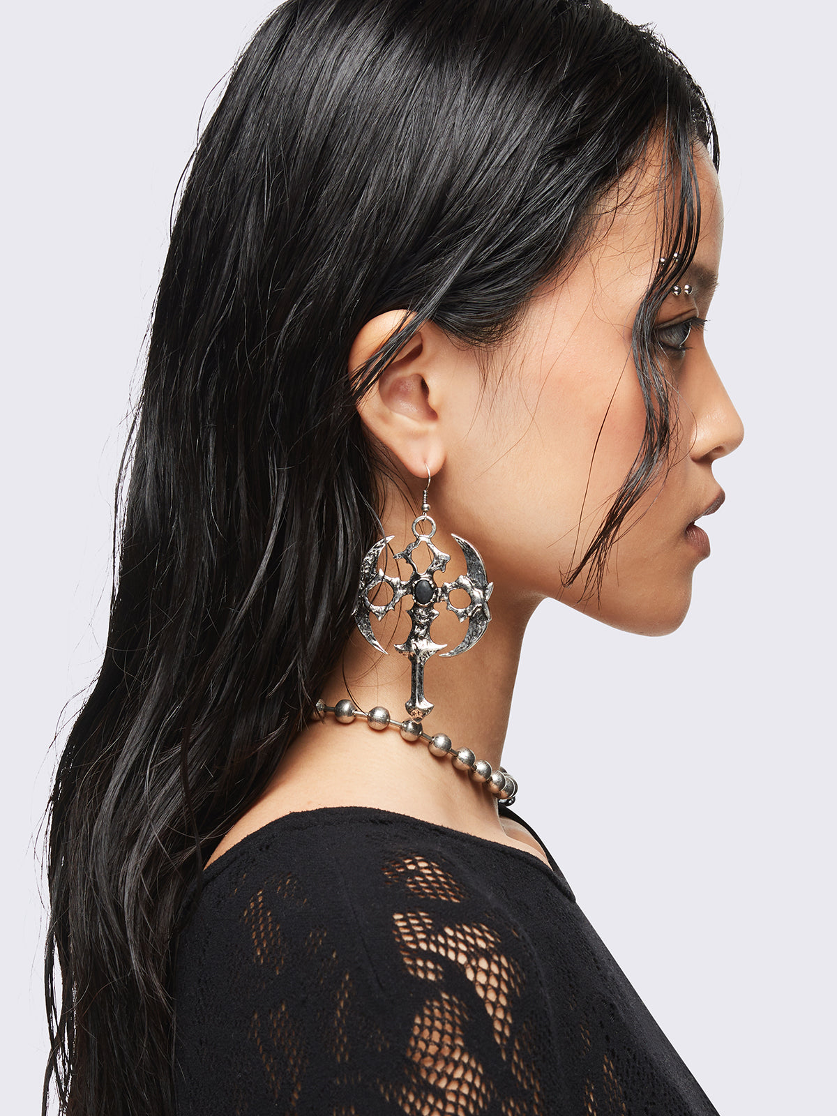 国内未入荷 Minga London - GOTHIC CROSS EARRINGS Grunge Fashion Alert: Elevate with Crosses & Skulls! – Minga