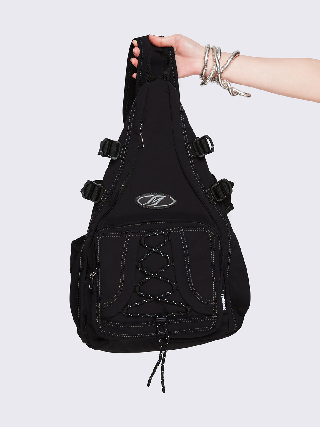国内未入荷 Minga London - HUNT NYLON SLING BAG hunt-nylon-sling-bag_5_1080x.