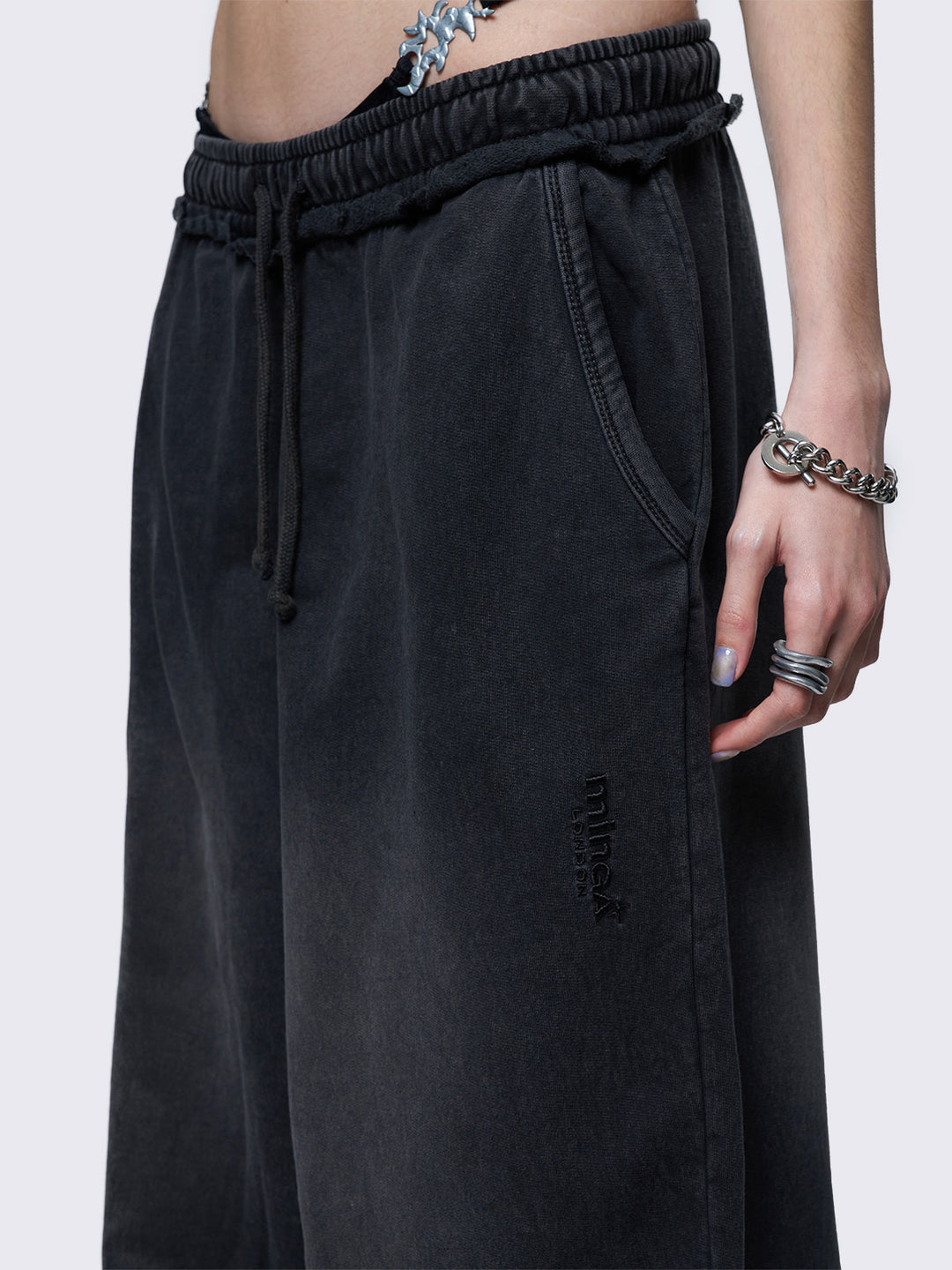 melt the lady tuck sweat pants【black】 Black Whip sweat pants