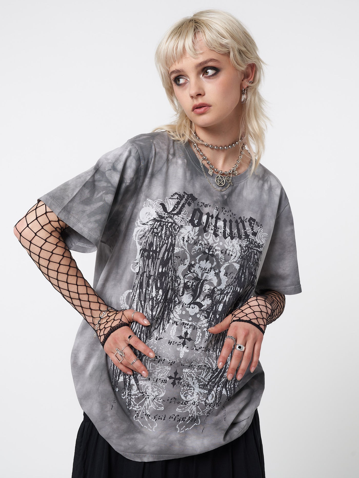 Tie dye t-shirt in grey with fortune wings front print