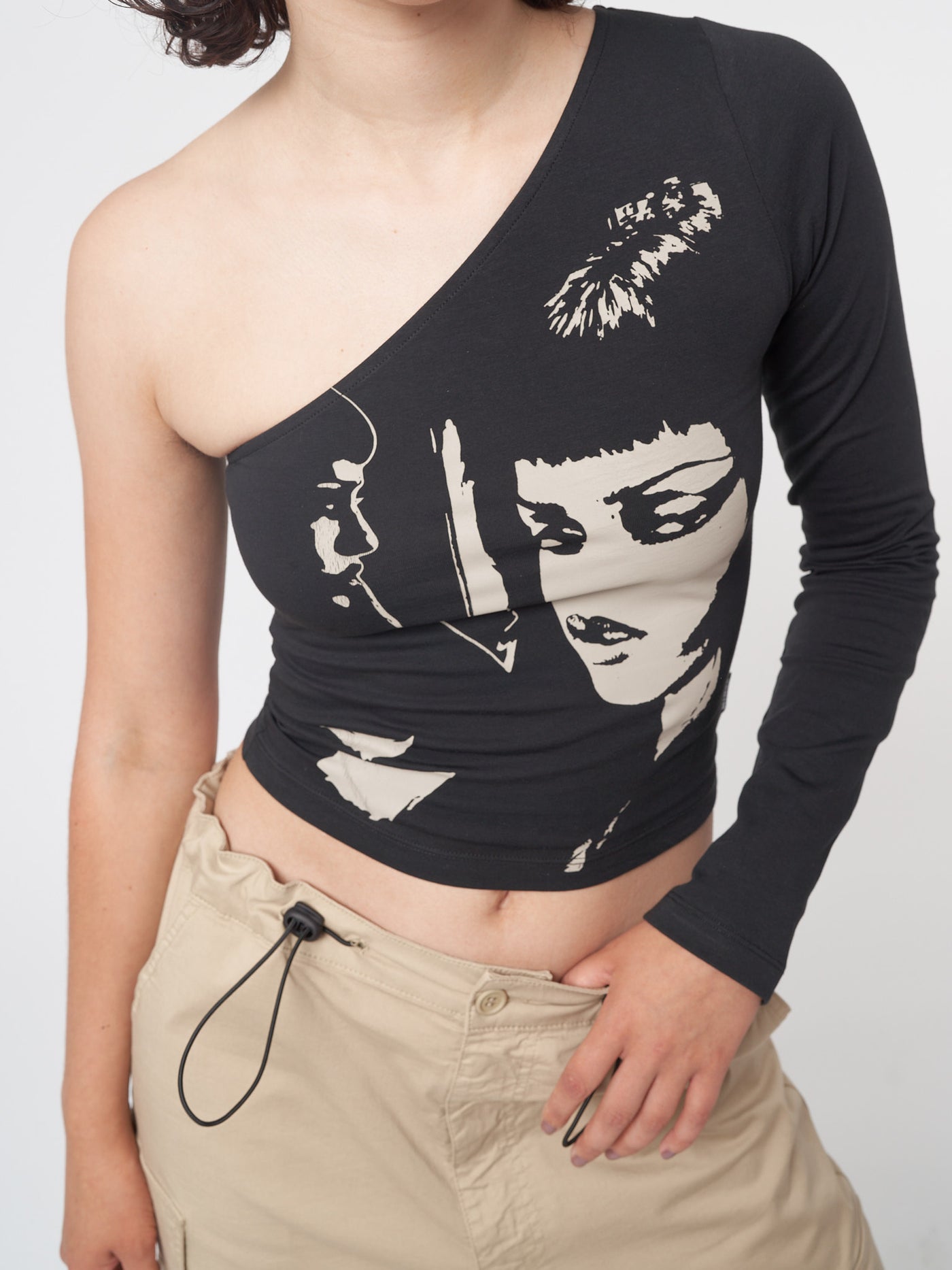One shoulder crop top in black with contrast front graphic print 