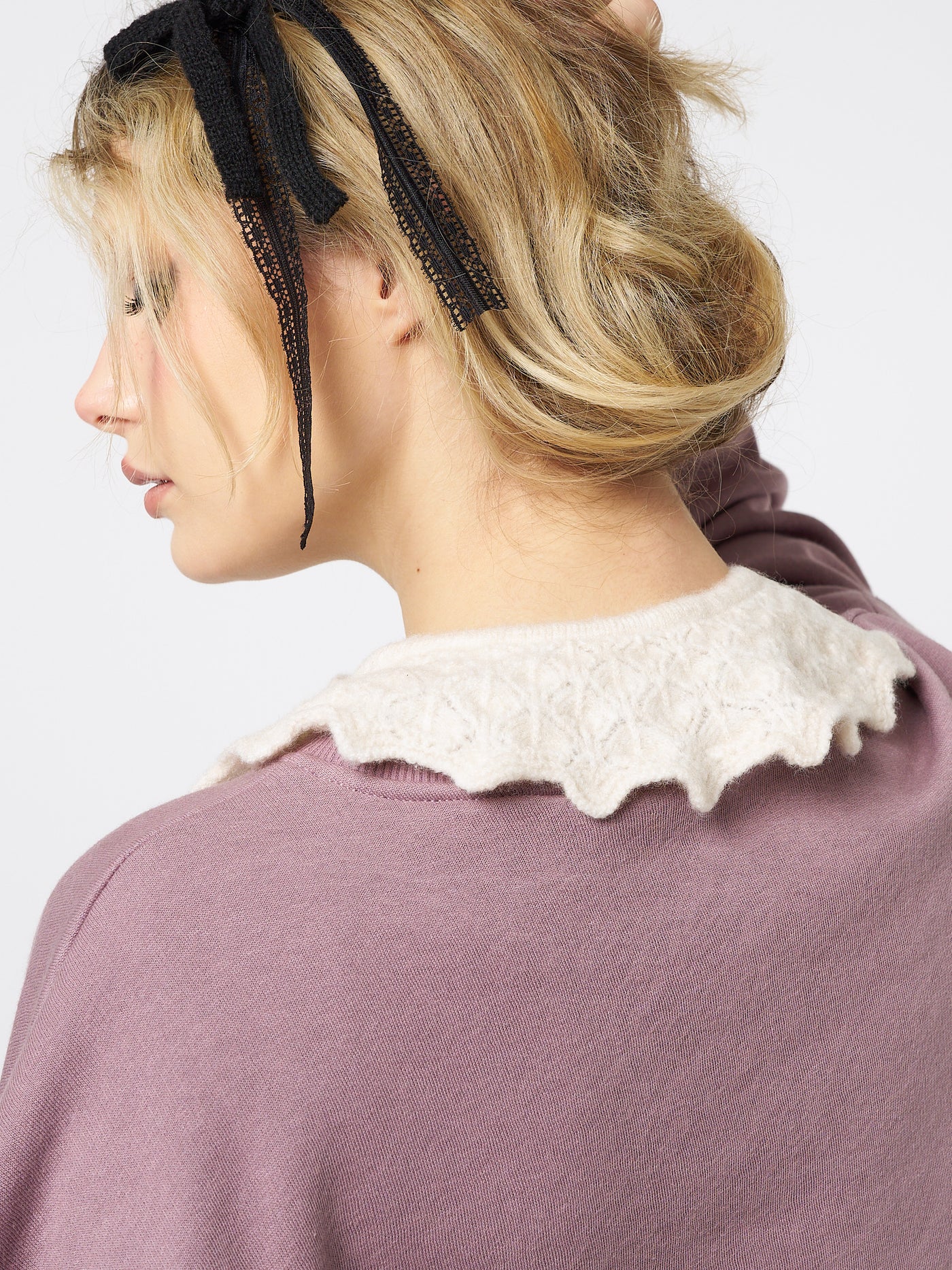 Soft Ballerina Patterned Frill Knitted Collar - Minga London